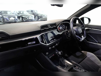 Used Audi Q3 2022 for sale - 75403085: Photo