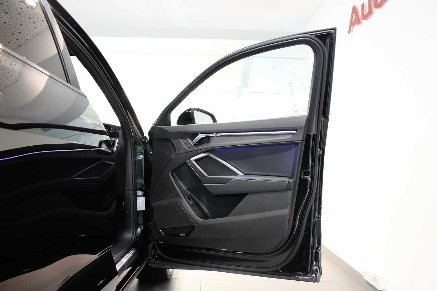 Used Audi Q3 2023 for sale - 76139667: Photo 11