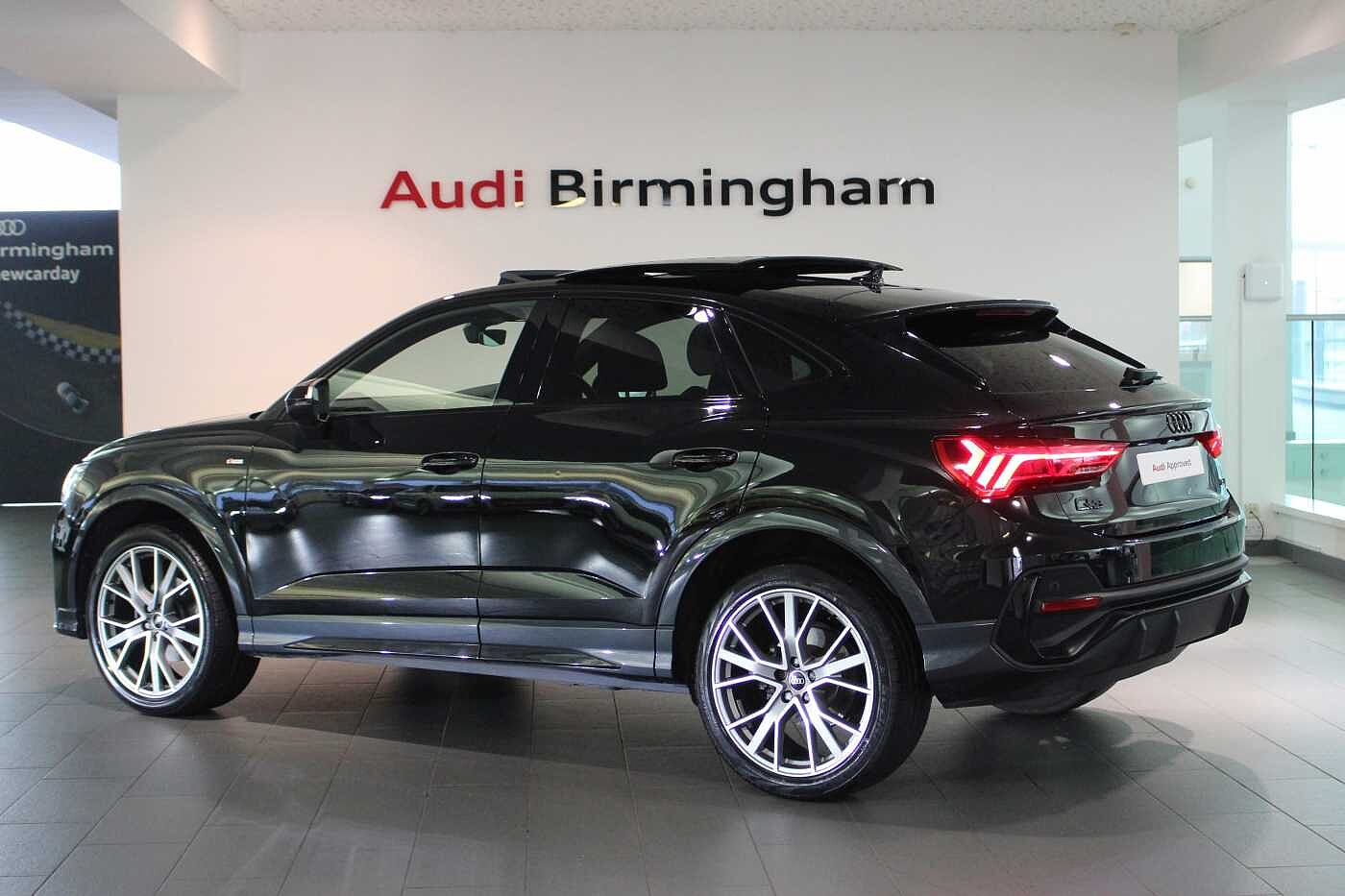 Used Audi Q3 2023 for sale - 76139667: Photo 3