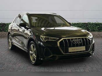 Used Audi Q3 2026 for sale - 77427459: Photo