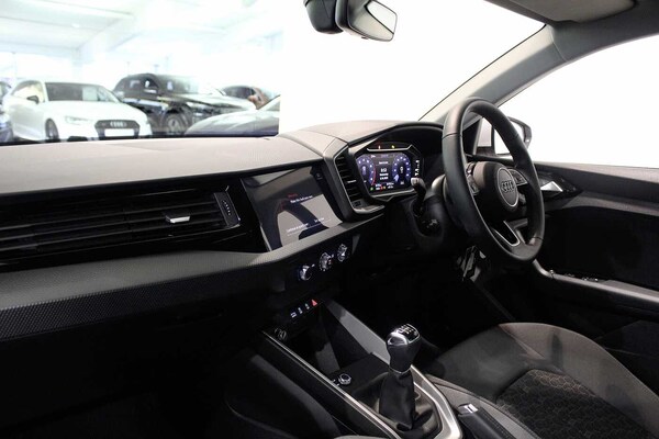 Used Audi A1 2024 for sale - 76123921: Photo 2