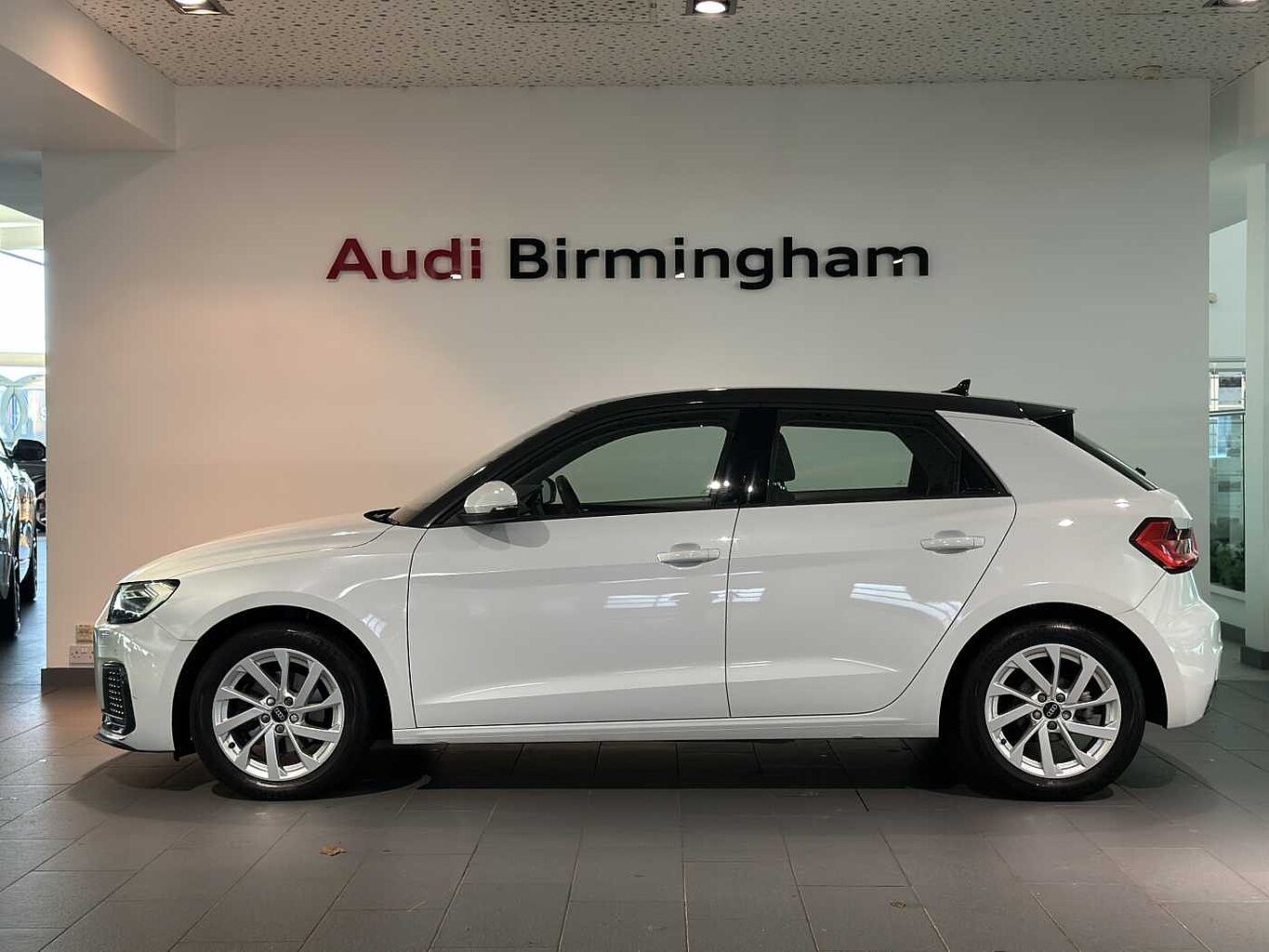 Used Audi A1 2023 for sale - 76716718: Photo 4