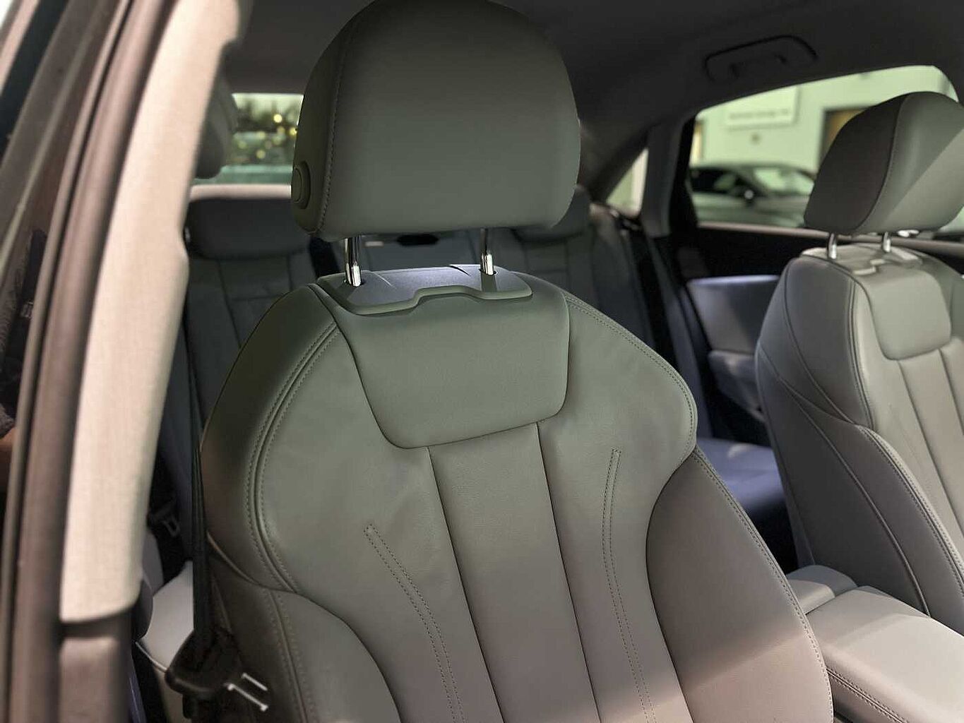 Used Audi A4 2023 for sale - 76716664: Photo 27