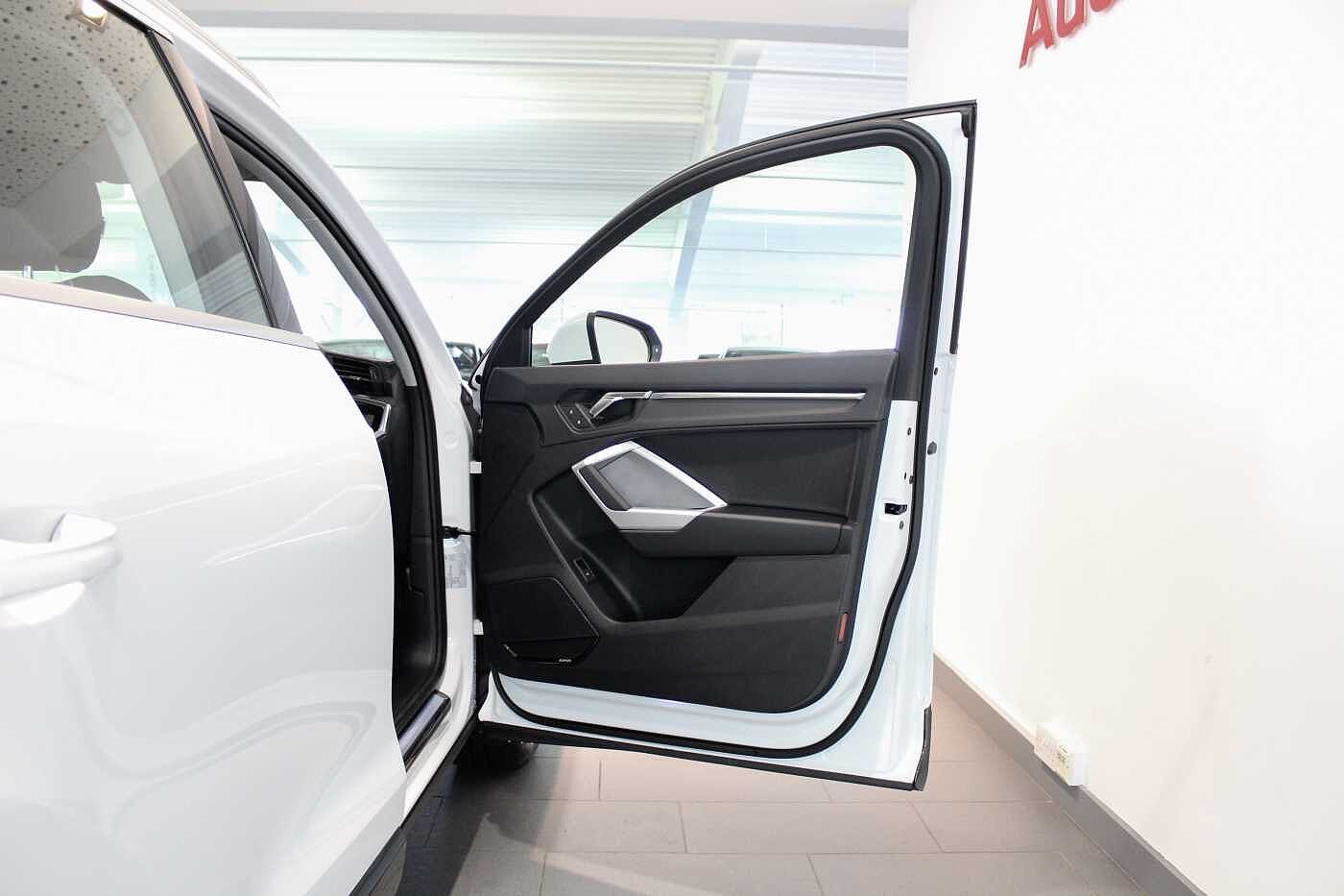 Used Audi Q3 2025 for sale - 77525761: Photo 11