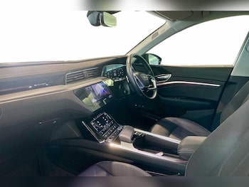 Used Audi Q8 e-tron 2024 for sale - 77855163: Photo