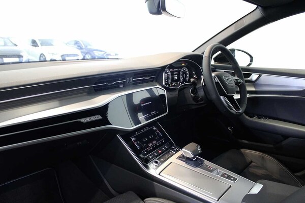 Used Audi A6 Saloon 2025 for sale - 75188130: Photo 2