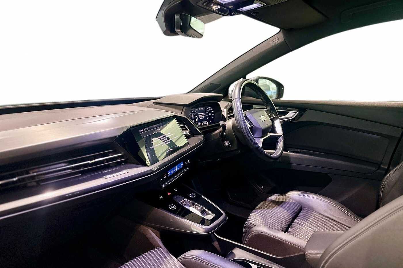 Used Audi Q4 e-tron 2021 for sale - 77470421: Photo 2