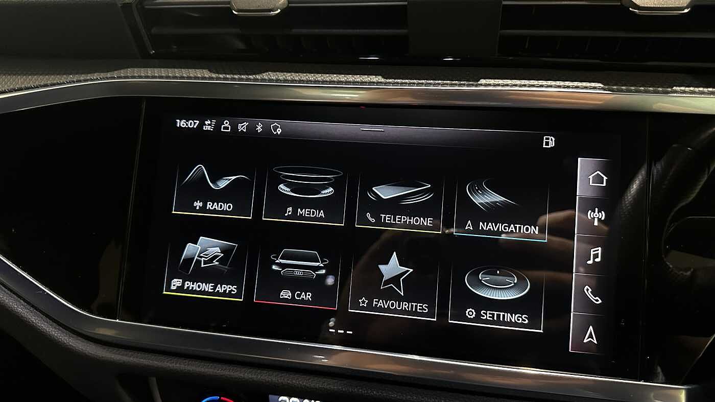 Used Audi Q3 2021 for sale - 76635389: Photo 13