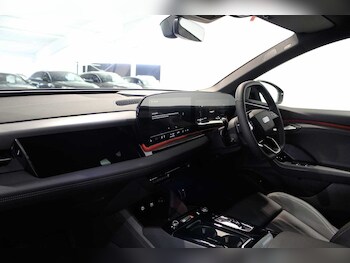 Used Audi Q6 e-tron 2025 for sale - 75533705: Photo