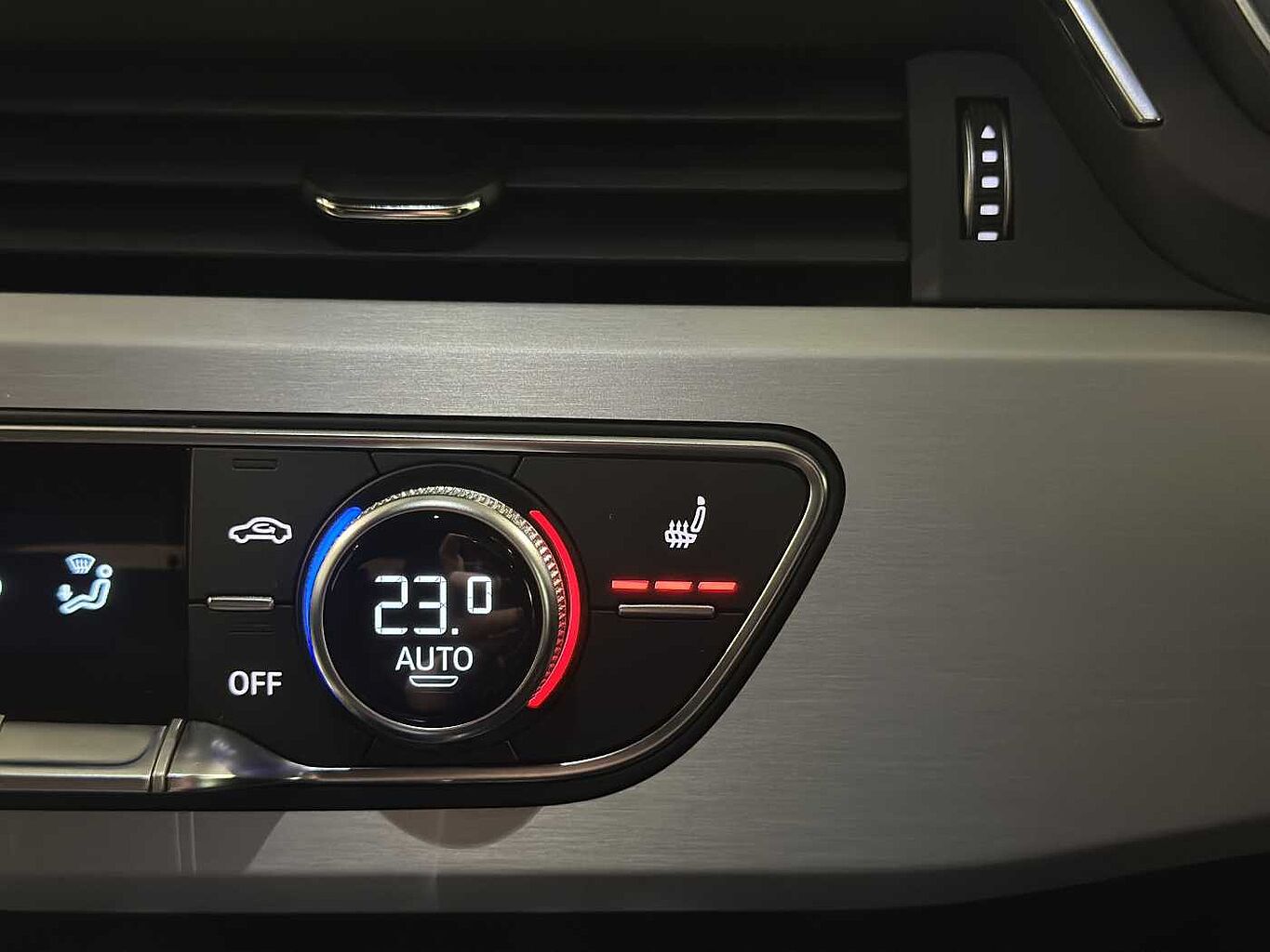 Used Audi A4 2022 for sale - 77013629: Photo 18