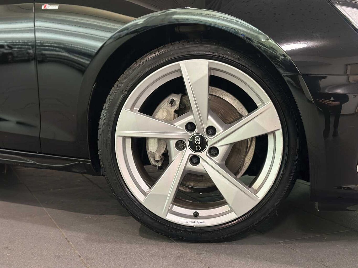 Used Audi A4 2022 for sale - 77013629: Photo 5