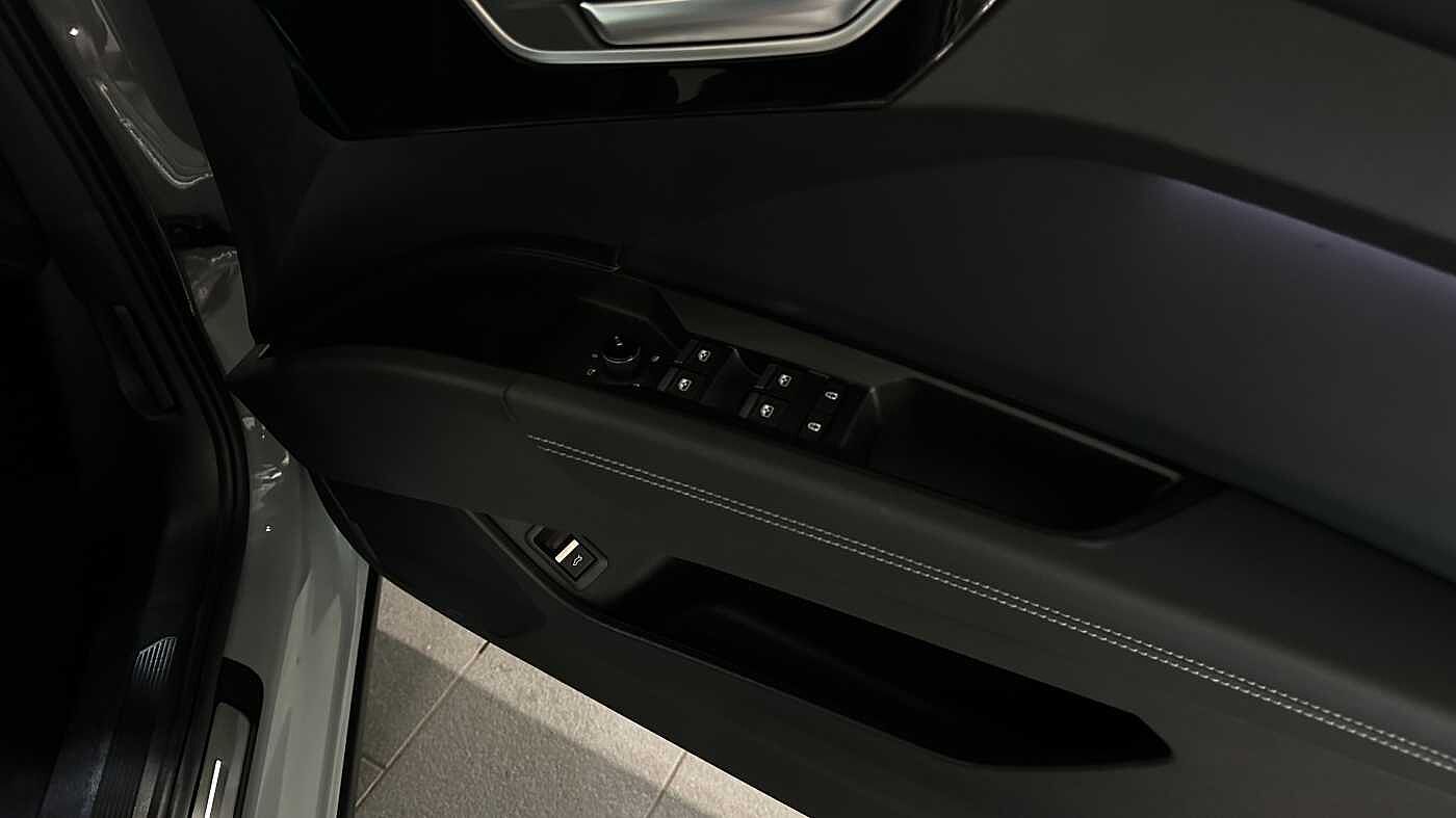 Used Audi Q4 e-tron 2025 for sale - 76086172: Photo 10