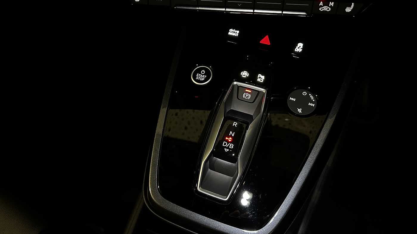 Used Audi Q4 e-tron 2025 for sale - 76086172: Photo 8