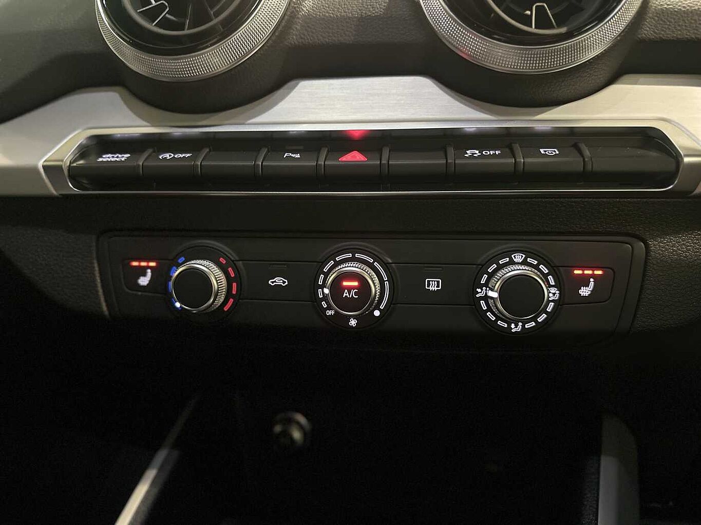 Used Audi Q2 2024 for sale - 77013663: Photo 21