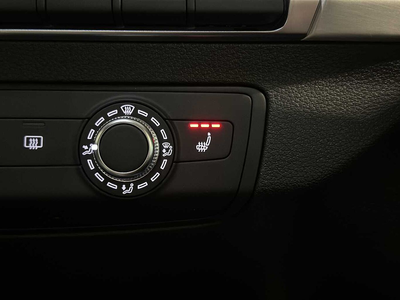 Used Audi Q2 2024 for sale - 77013663: Photo 22