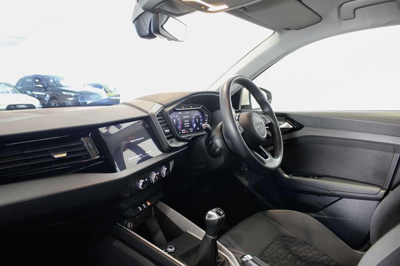 Used Audi A1 2023 for sale - 75901628: Photo 2