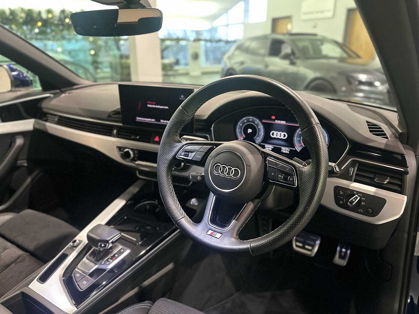 Used Audi A4 2023 for sale - 77442134: Photo 2