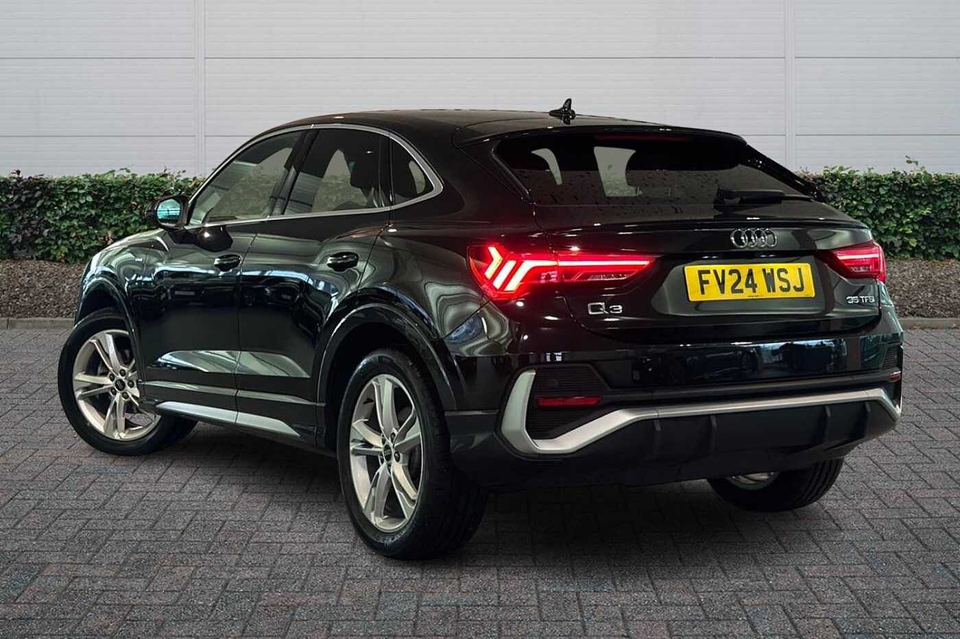 Used Audi Q3 2024 for sale - 77192994: Photo 3