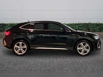 Used Audi Q3 2024 for sale - 77192994: Photo