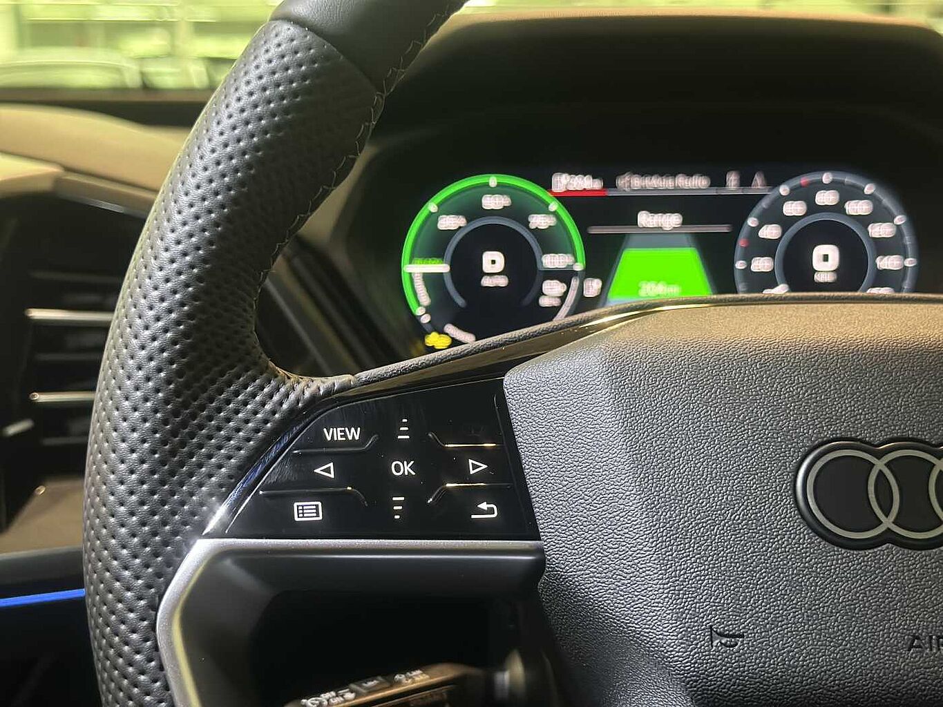 Used Audi Q4 e-tron 2025 for sale - 77124757: Photo 10