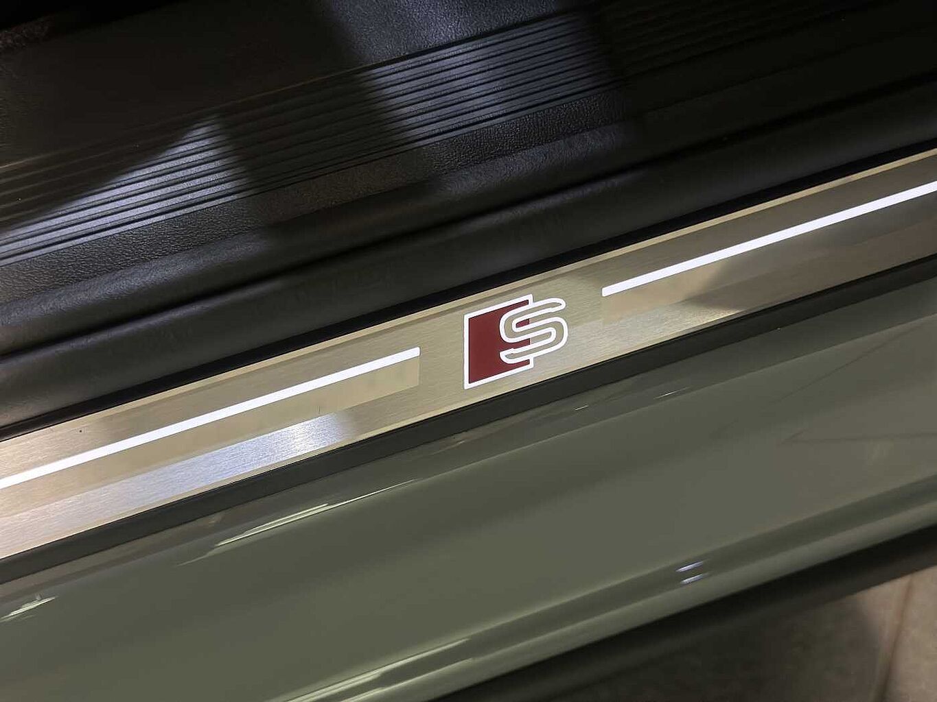 Used Audi Q4 e-tron 2025 for sale - 77124757: Photo 12