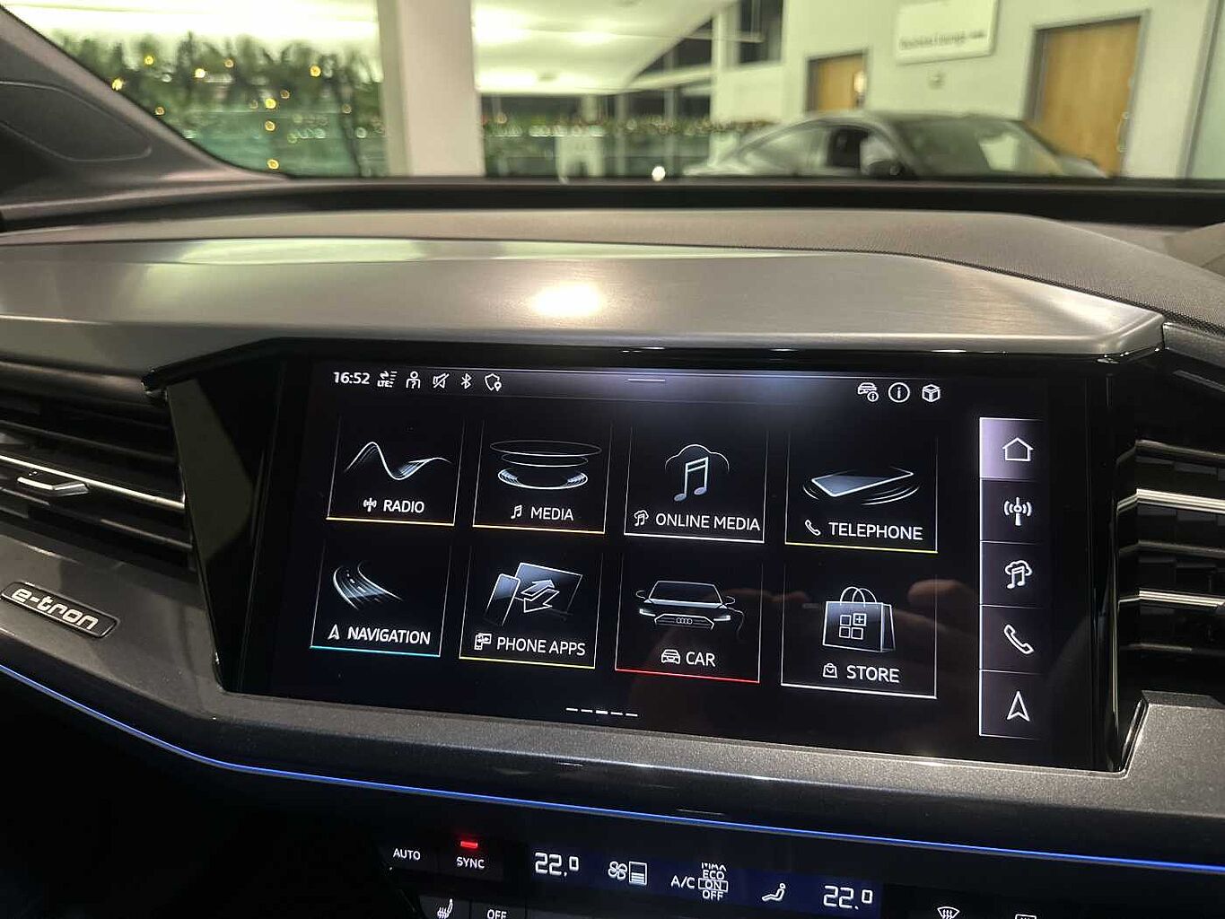 Used Audi Q4 e-tron 2025 for sale - 77124757: Photo 16