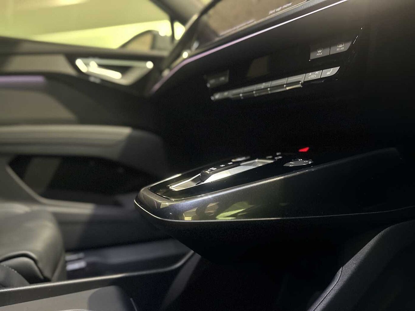 Used Audi Q4 e-tron 2025 for sale - 77124757: Photo 28