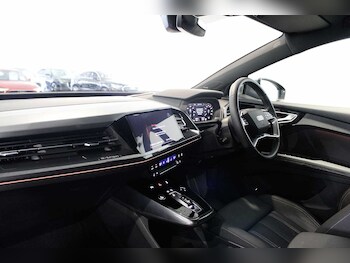 Used Audi Q4 e-tron 2024 for sale - 75678944: Photo