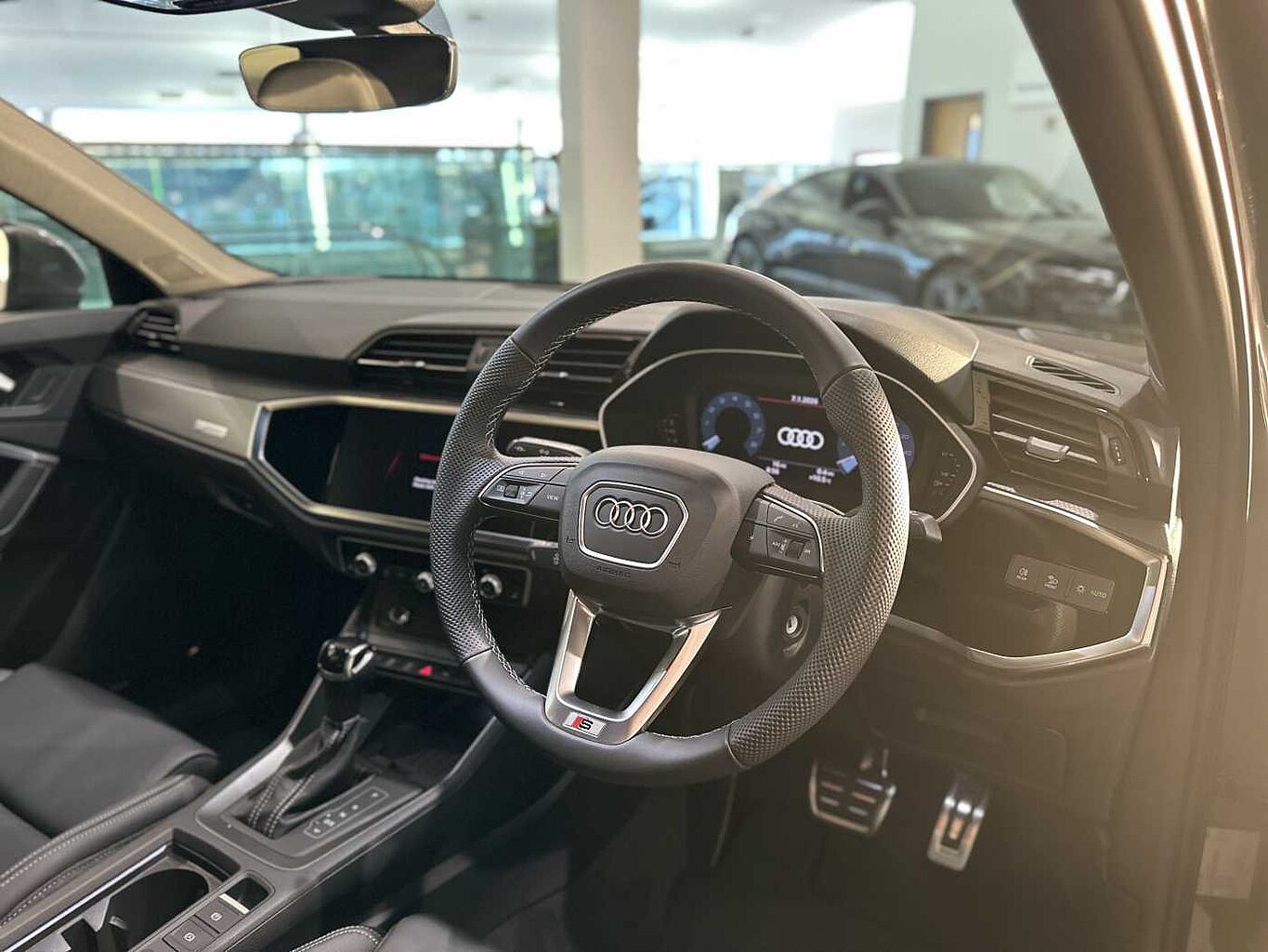 Used Audi Q3 2025 for sale - 77124733: Photo 2