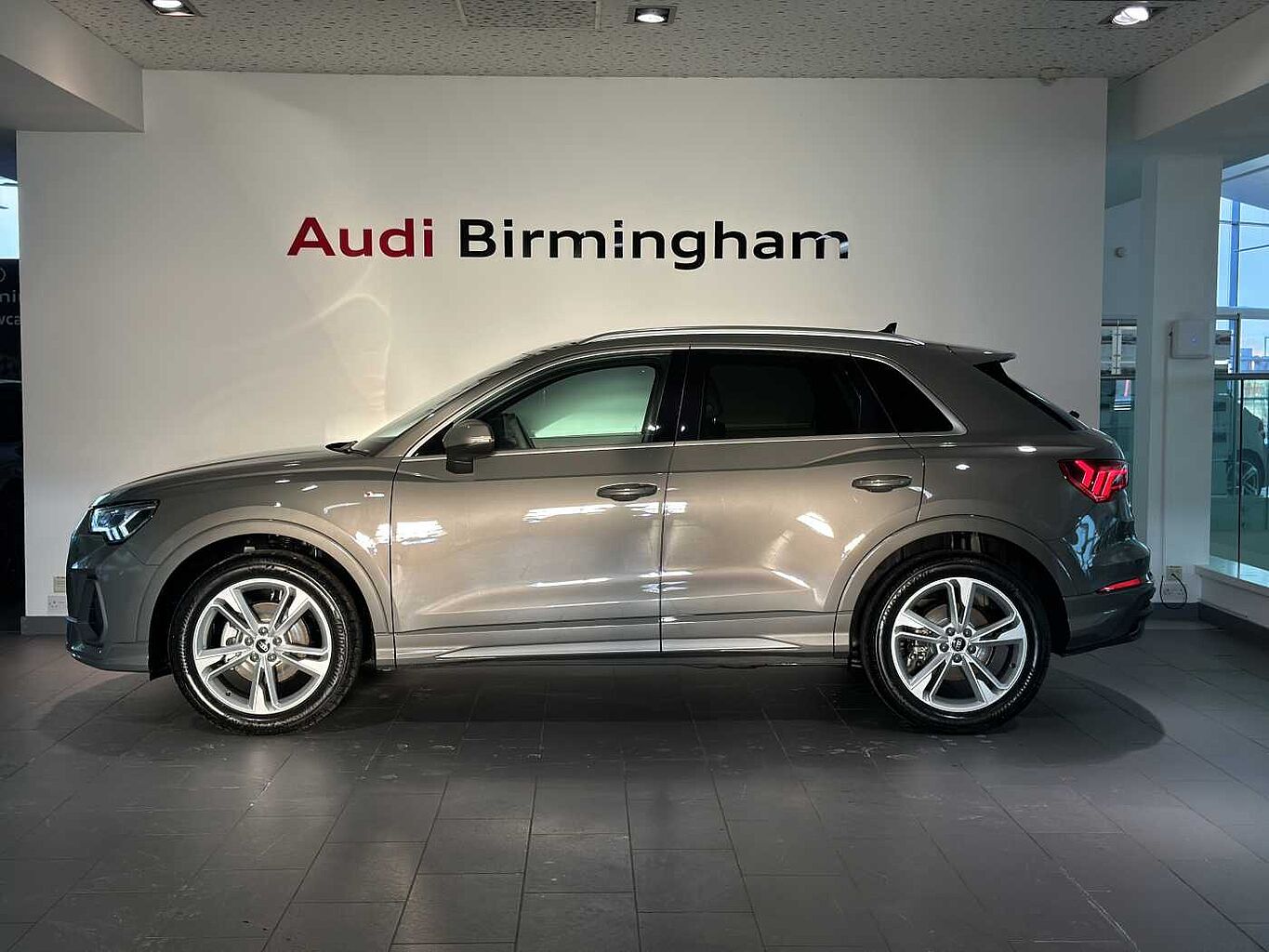 Used Audi Q3 2025 for sale - 77124733: Photo 4