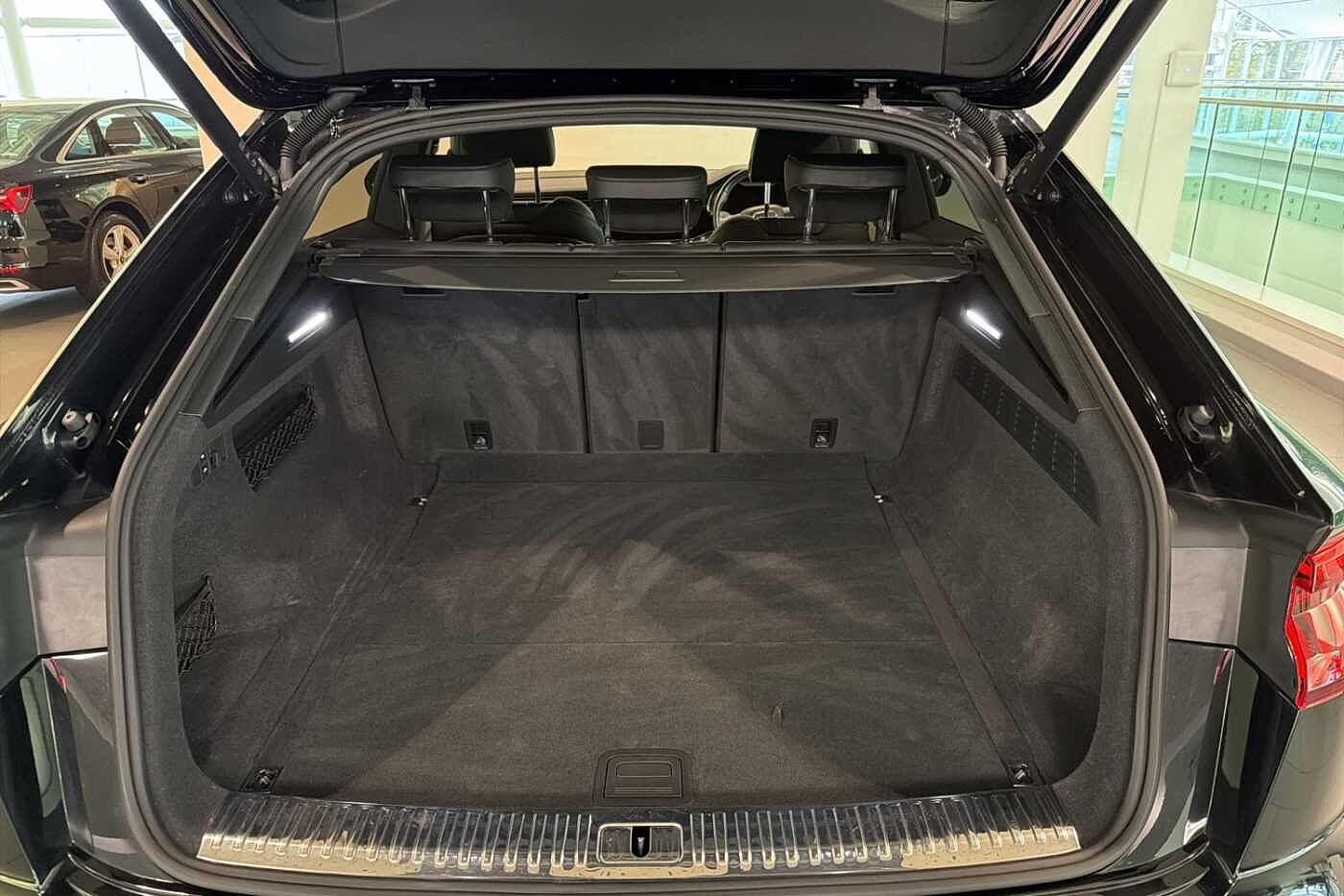 Used Audi Q8 2023 for sale - 76176093: Photo 12