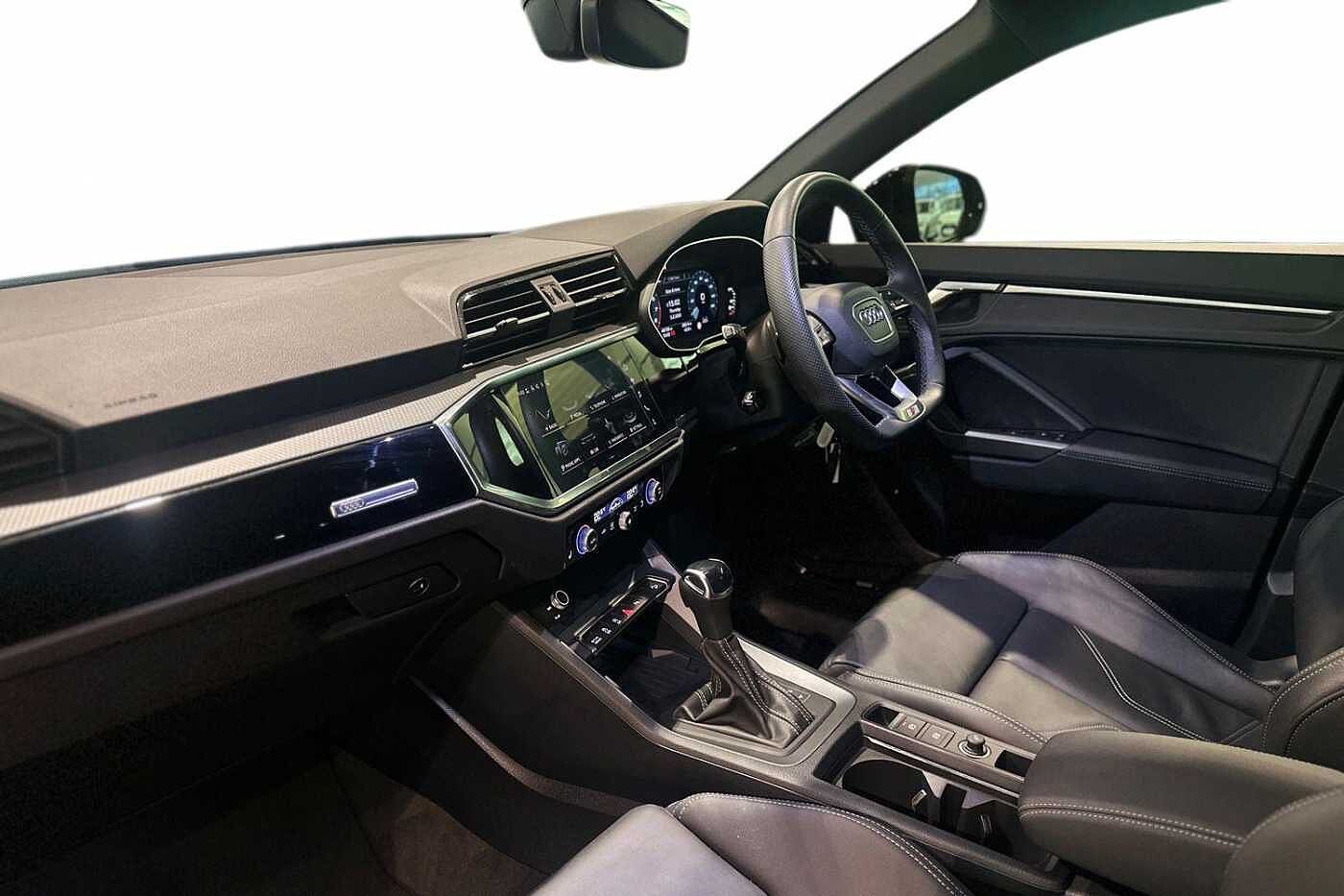 Used Audi Q3 2024 for sale - 77884853: Photo 2