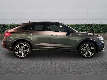 Used Audi Q3 2024 for sale - 77884853: Photo