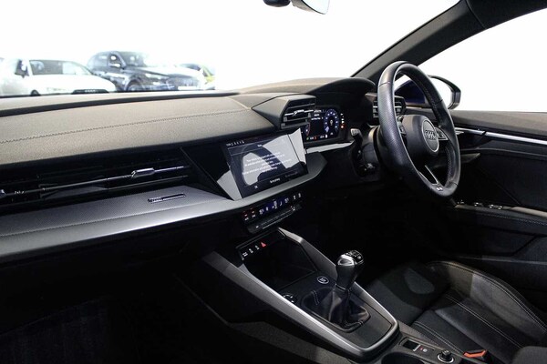Used Audi A3 2023 for sale - 75942693: Photo 2