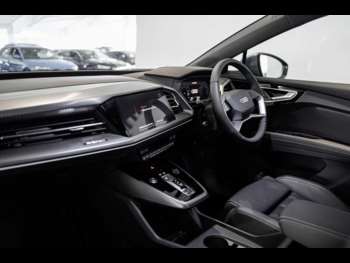 Used Audi Q4 e-tron 2024 for sale - 73330136: Photo