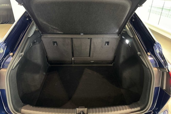 Used Audi Q4 e-tron 2024 for sale - 75678927: Photo 12