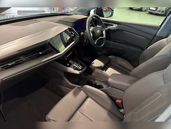 Used Audi Q4 e-tron 2024 for sale - 75678927: Photo