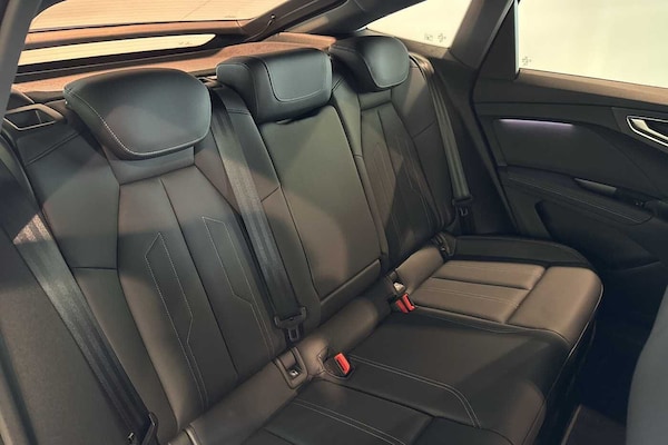 Used Audi Q4 e-tron 2024 for sale - 75678927: Photo 9