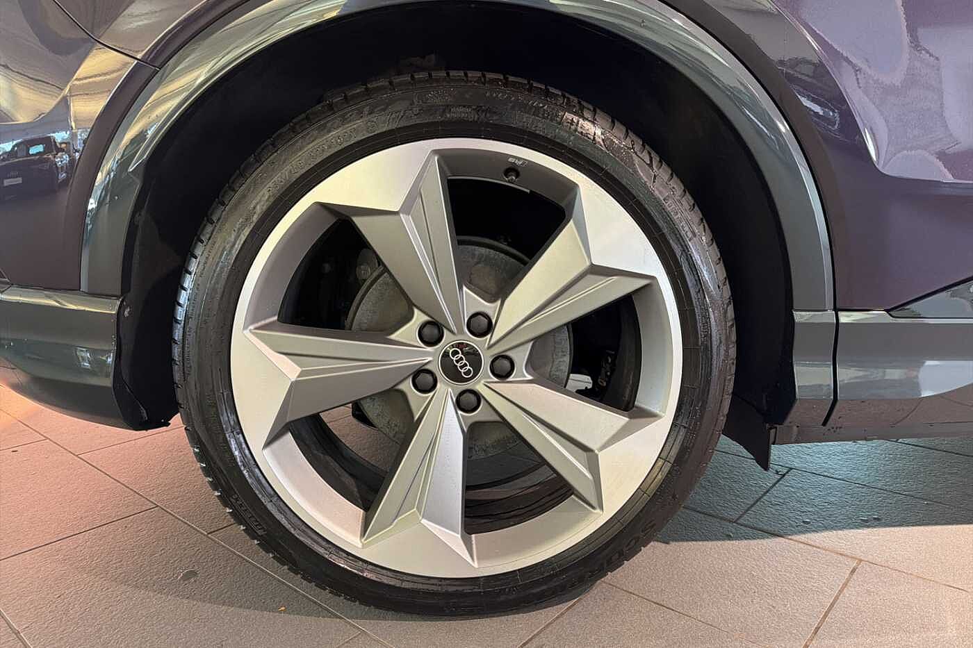 Used Audi Q4 e-tron 2024 for sale - 75901508: Photo 5