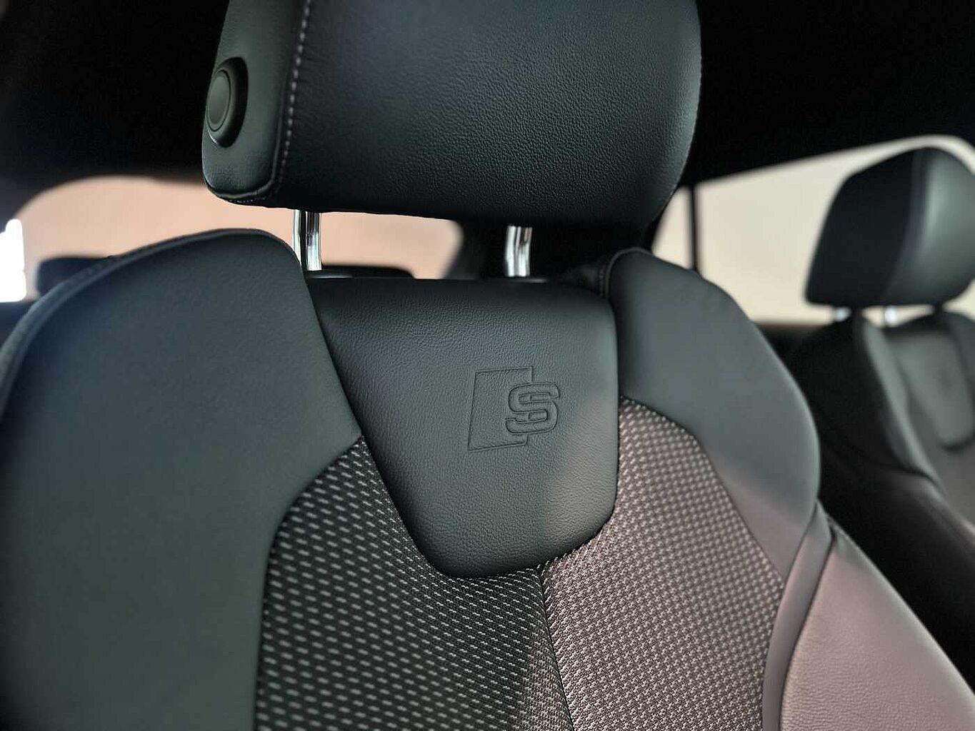 Used Audi Q2 2025 for sale - 76800618: Photo 16