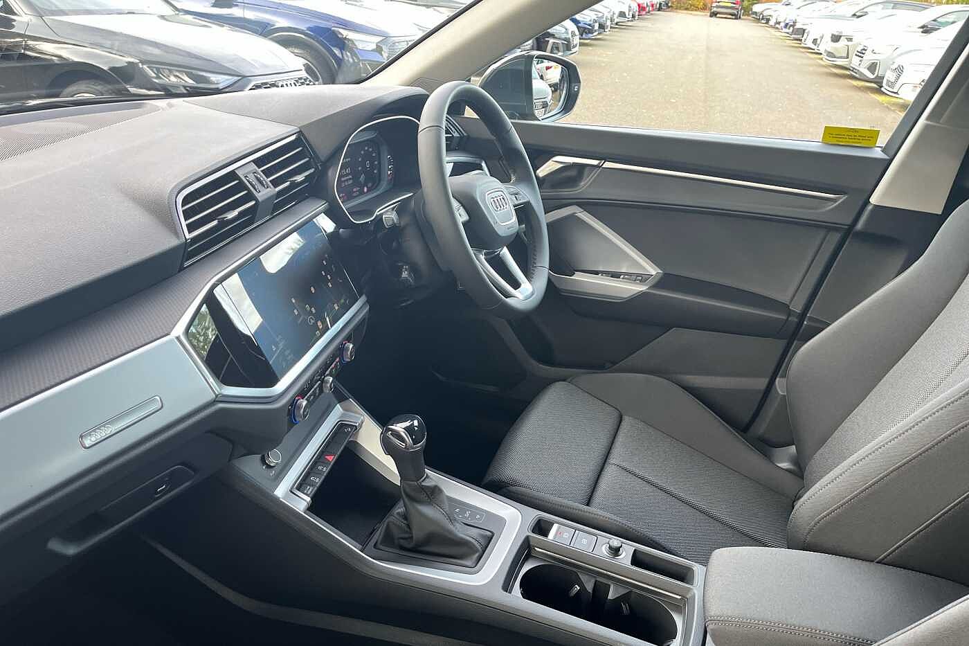 Used Audi Q3 2025 for sale - 76309310: Photo 2