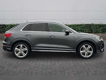 Used Audi Q3 2021 for sale - 77427480: Photo