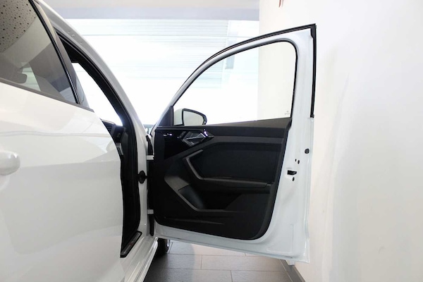 Used Audi A1 2025 for sale - 76216698: Photo 11