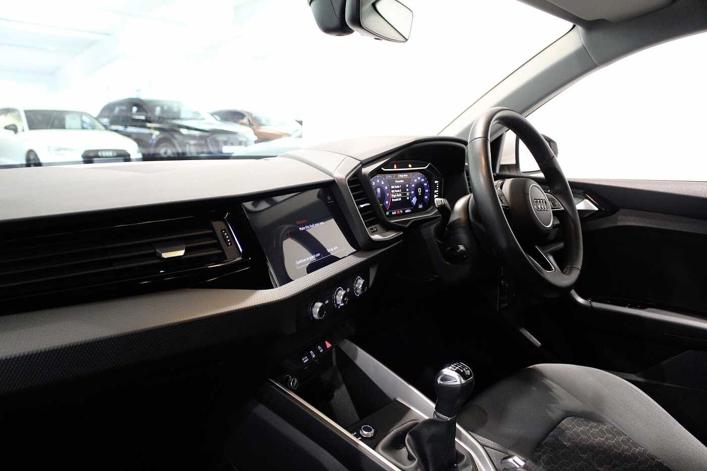 Used Audi A1 2023 for sale - 76111721: Photo 2