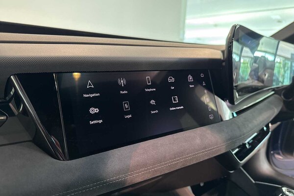 Used Audi Q6 e-tron 2025 for sale - 74876615: Photo 16