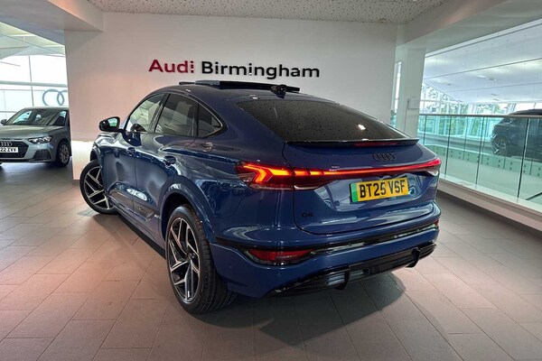 Used Audi Q6 e-tron 2025 for sale - 74876615: Photo 3