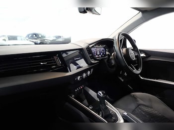 Used Audi A1 2023 for sale - 76111508: Photo