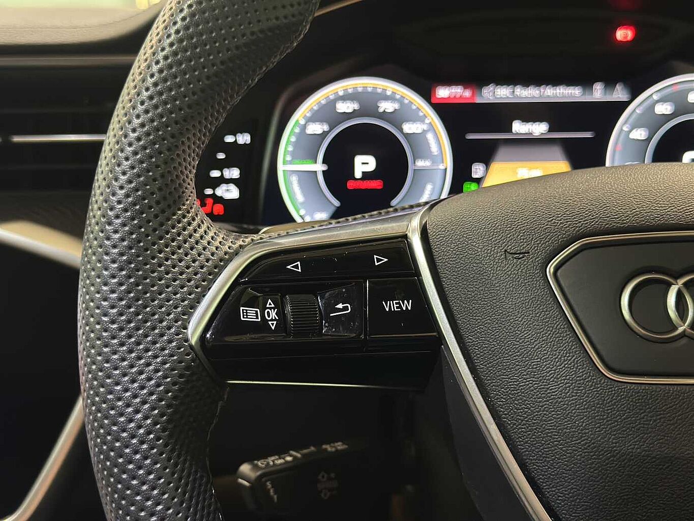 Used Audi A6 Saloon 2024 for sale - 76888305: Photo 25