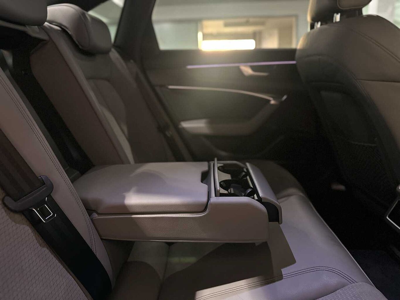 Used Audi A6 Saloon 2024 for sale - 76888305: Photo 30