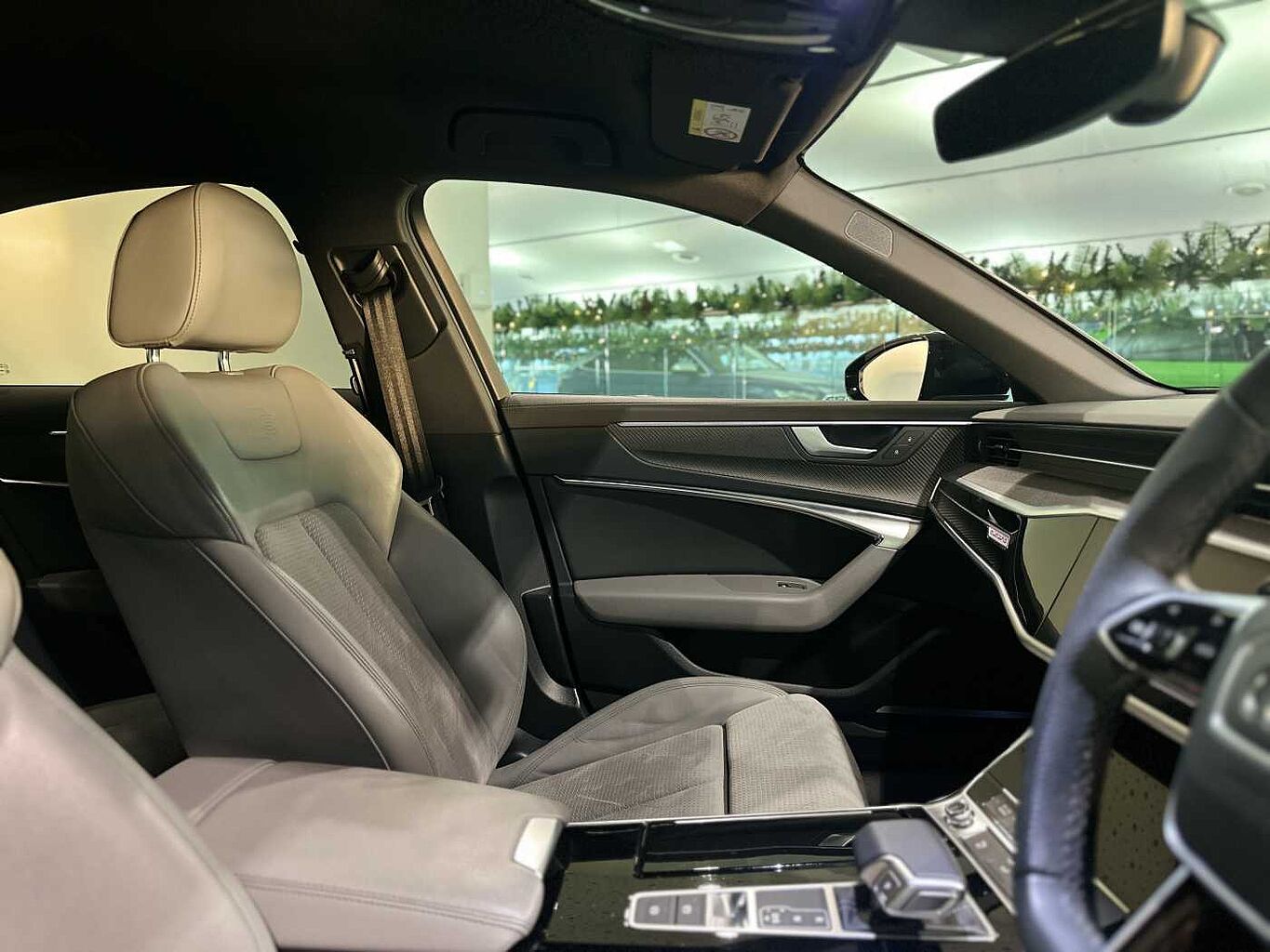 Used Audi A6 Saloon 2024 for sale - 76888305: Photo 9